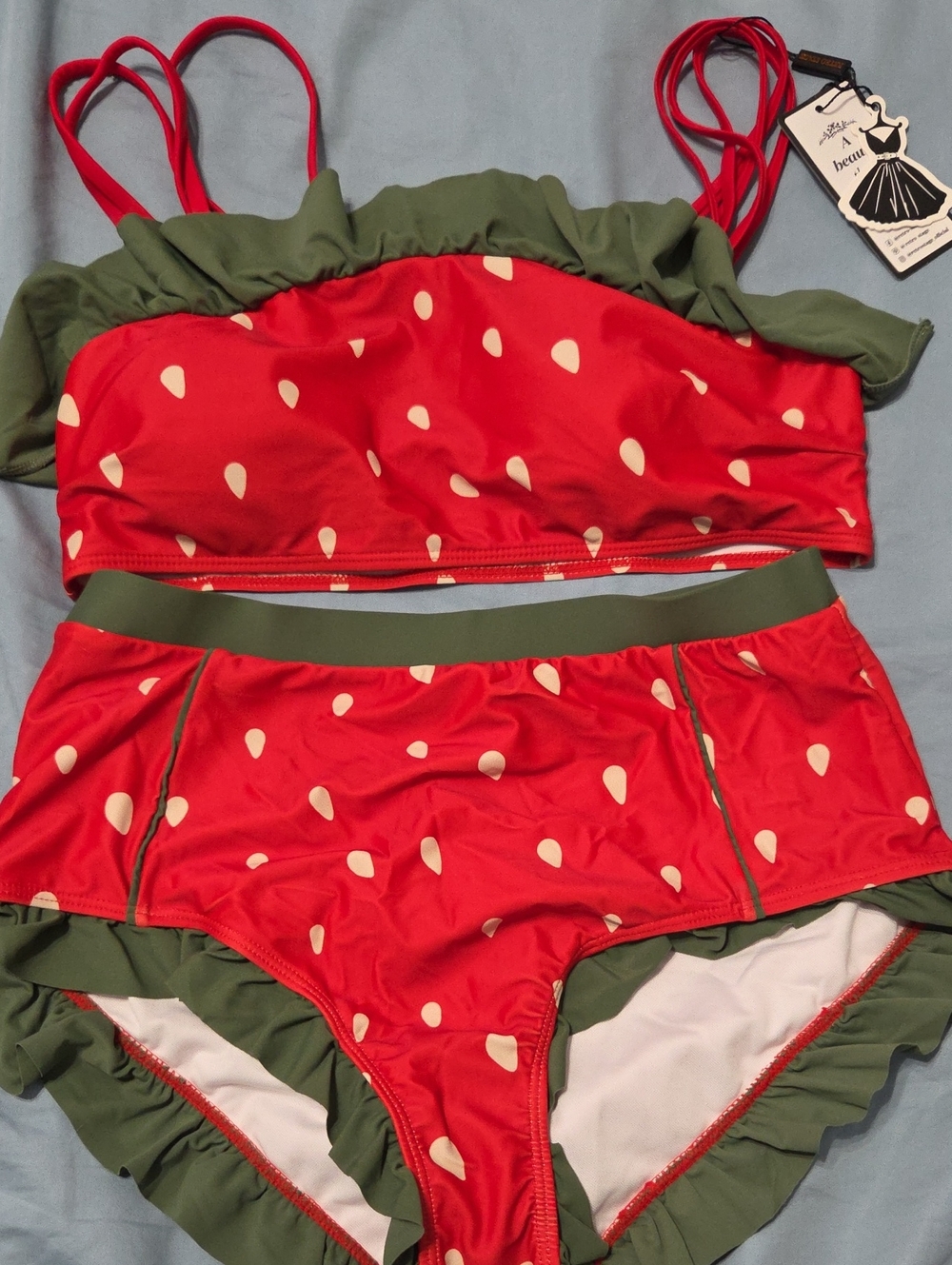 Women’s Stawberry Two-Piece Ruffle Swim Set